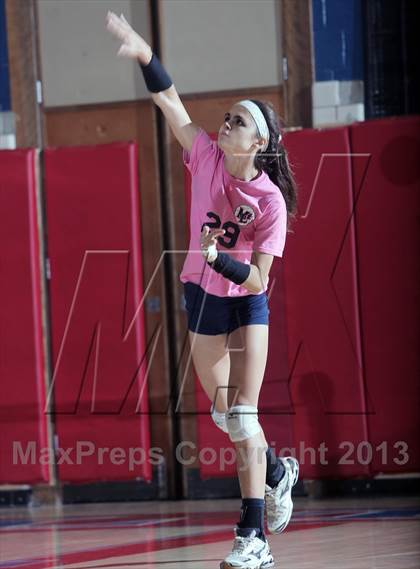 Thumbnail 3 in Chartiers Valley vs. Mt. Lebanon photogallery.