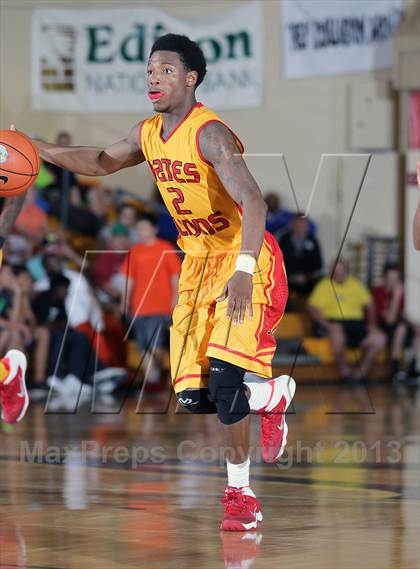 Thumbnail 3 in Oak Ridge vs. Yates (City of Palms Classic) photogallery.