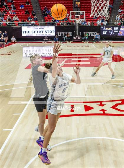 Thumbnail 2 in Lone Peak vs. Copper Hills (UHSAA 6A Final) photogallery.