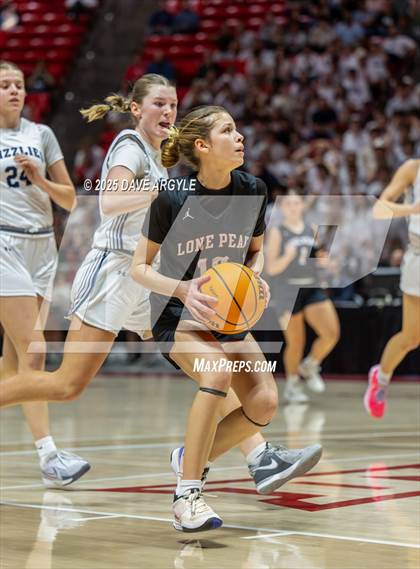Thumbnail 3 in Lone Peak vs. Copper Hills (UHSAA 6A Final) photogallery.