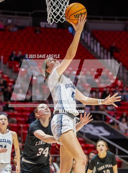 Thumbnail 2 in Lone Peak vs. Copper Hills (UHSAA 6A Final) photogallery.