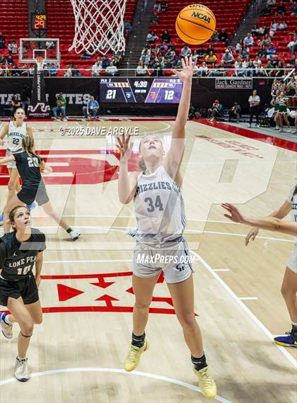 Thumbnail 2 in Lone Peak vs. Copper Hills (UHSAA 6A Final) photogallery.