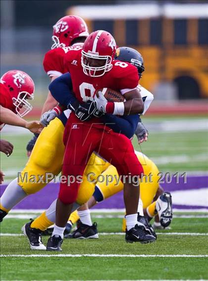 Thumbnail 2 in El Campo vs. La Marque (4A Region 3 Bi-District Playoffs) photogallery.