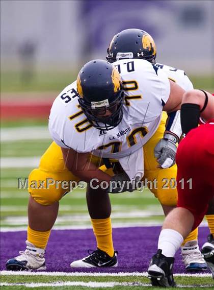 Thumbnail 1 in El Campo vs. La Marque (4A Region 3 Bi-District Playoffs) photogallery.