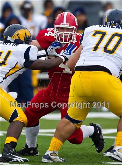 Thumbnail 2 in El Campo vs. La Marque (4A Region 3 Bi-District Playoffs) photogallery.
