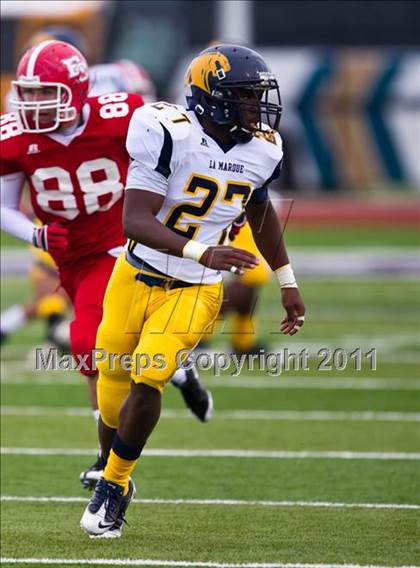 Thumbnail 1 in El Campo vs. La Marque (4A Region 3 Bi-District Playoffs) photogallery.