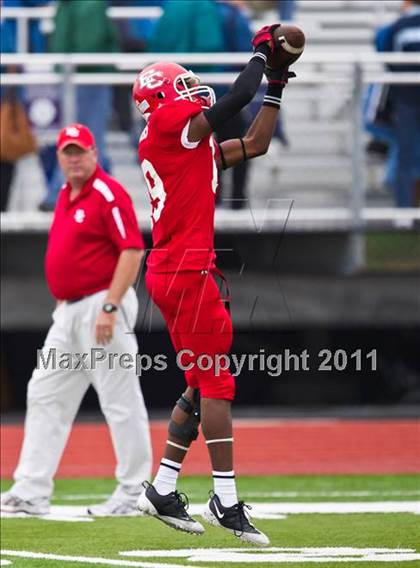 Thumbnail 1 in El Campo vs. La Marque (4A Region 3 Bi-District Playoffs) photogallery.
