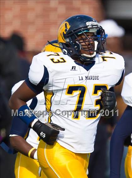 Thumbnail 2 in El Campo vs. La Marque (4A Region 3 Bi-District Playoffs) photogallery.