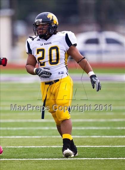 Thumbnail 2 in El Campo vs. La Marque (4A Region 3 Bi-District Playoffs) photogallery.