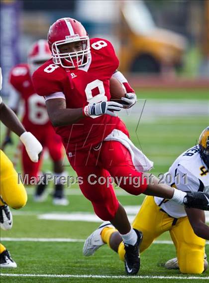 Thumbnail 1 in El Campo vs. La Marque (4A Region 3 Bi-District Playoffs) photogallery.
