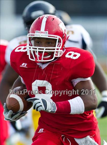 Thumbnail 2 in El Campo vs. La Marque (4A Region 3 Bi-District Playoffs) photogallery.
