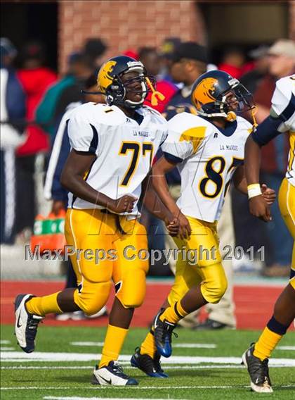 Thumbnail 2 in El Campo vs. La Marque (4A Region 3 Bi-District Playoffs) photogallery.