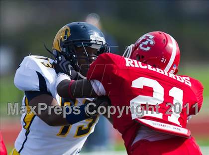 Thumbnail 1 in El Campo vs. La Marque (4A Region 3 Bi-District Playoffs) photogallery.