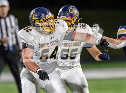 Thumbnail 2 in Grand Ledge @ DeWitt photogallery.