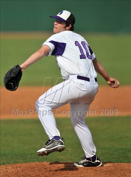 Thumbnail 2 in Denton vs. MacArthur (Carrollton Diamond Classic) photogallery.