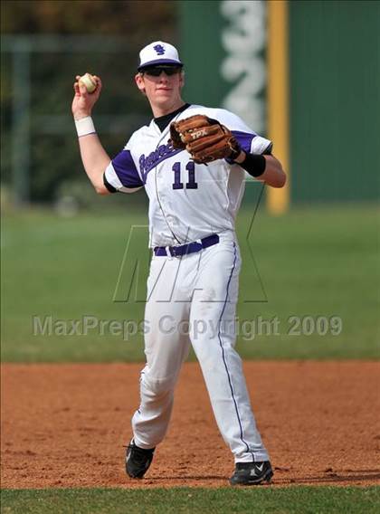 Thumbnail 2 in Denton vs. MacArthur (Carrollton Diamond Classic) photogallery.