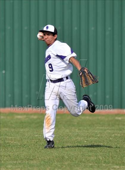 Thumbnail 3 in Denton vs. MacArthur (Carrollton Diamond Classic) photogallery.