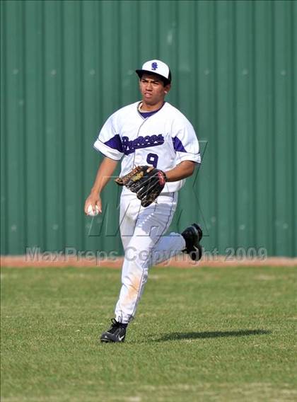 Thumbnail 1 in Denton vs. MacArthur (Carrollton Diamond Classic) photogallery.