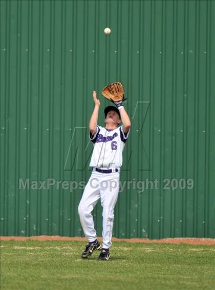 Thumbnail 2 in Denton vs. MacArthur (Carrollton Diamond Classic) photogallery.