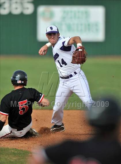 Thumbnail 2 in Denton vs. MacArthur (Carrollton Diamond Classic) photogallery.