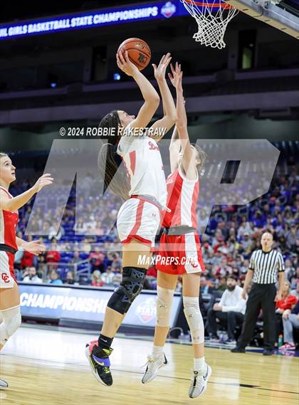 Thumbnail 3 in Huntington vs. Columbus (UIL 3A Basketball Semifinal) photogallery.