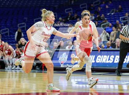 Thumbnail 2 in Huntington vs. Columbus (UIL 3A Basketball Semifinal) photogallery.
