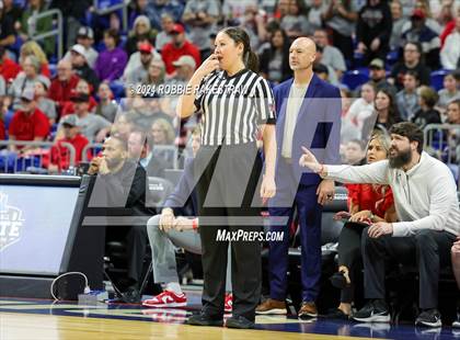 Thumbnail 2 in Huntington vs. Columbus (UIL 3A Basketball Semifinal) photogallery.