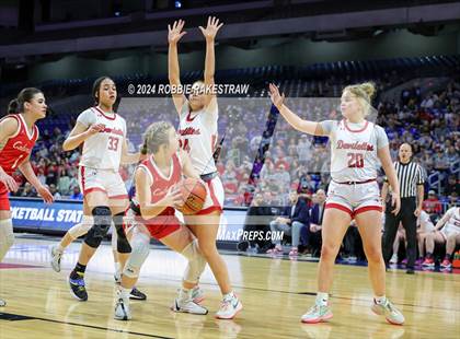 Thumbnail 3 in Huntington vs. Columbus (UIL 3A Basketball Semifinal) photogallery.
