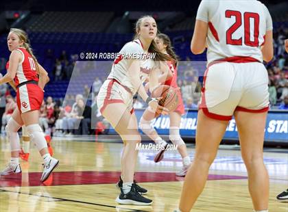 Thumbnail 1 in Huntington vs. Columbus (UIL 3A Basketball Semifinal) photogallery.