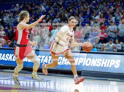 Thumbnail 2 in Huntington vs. Columbus (UIL 3A Basketball Semifinal) photogallery.