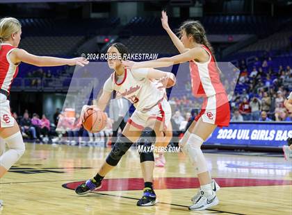 Thumbnail 1 in Huntington vs. Columbus (UIL 3A Basketball Semifinal) photogallery.