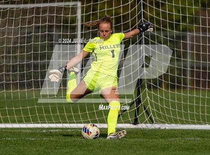 Thumbnail 2 in Noblesville vs. Hamilton Southeastern (IHSAA 3A Sectional 8 Final) photogallery.