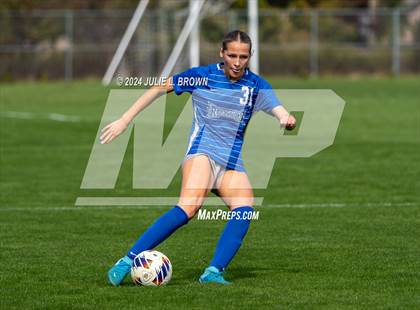 Thumbnail 2 in Noblesville vs. Hamilton Southeastern (IHSAA 3A Sectional 8 Final) photogallery.