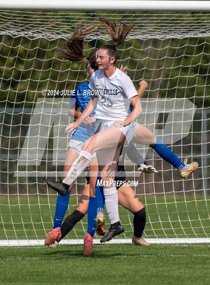 Thumbnail 3 in Noblesville vs. Hamilton Southeastern (IHSAA 3A Sectional 8 Final) photogallery.
