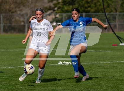 Thumbnail 3 in Noblesville vs. Hamilton Southeastern (IHSAA 3A Sectional 8 Final) photogallery.