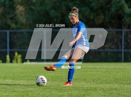 Thumbnail 2 in Noblesville vs. Hamilton Southeastern (IHSAA 3A Sectional 8 Final) photogallery.