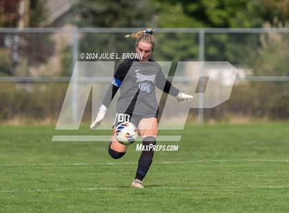 Thumbnail 2 in Noblesville vs. Hamilton Southeastern (IHSAA 3A Sectional 8 Final) photogallery.