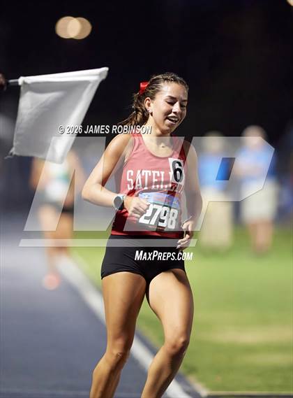 Thumbnail 2 in FHSAA Class 3A Final (3200m) photogallery.