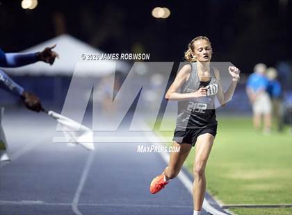 Thumbnail 3 in FHSAA Class 3A Final (3200m) photogallery.