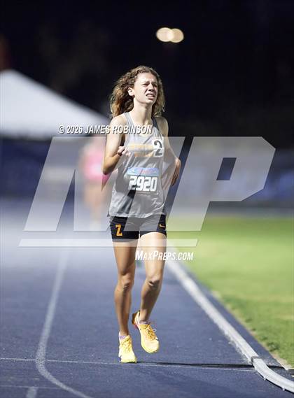 Thumbnail 1 in FHSAA Class 3A Final (3200m) photogallery.