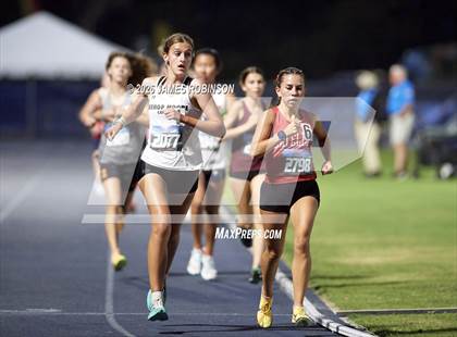 Thumbnail 2 in FHSAA Class 3A Final (3200m) photogallery.