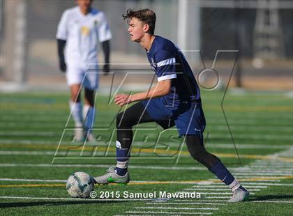 Thumbnail 1 in Notre Dame (SO) vs Royal (Valley Kick off Classic) photogallery.