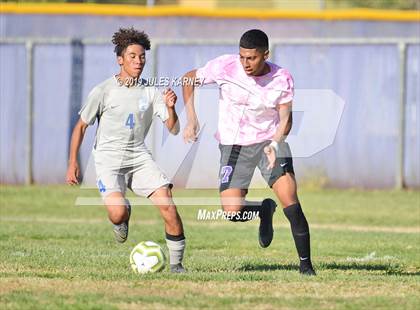 Thumbnail 2 in Durango vs Green Valley photogallery.
