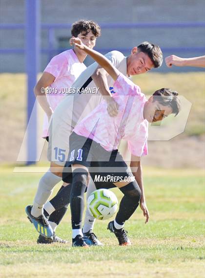 Thumbnail 3 in Durango vs Green Valley photogallery.