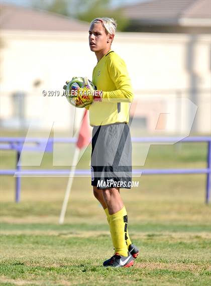Thumbnail 2 in Durango vs Green Valley photogallery.