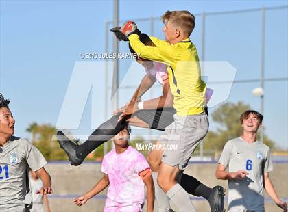 Thumbnail 2 in Durango vs Green Valley photogallery.