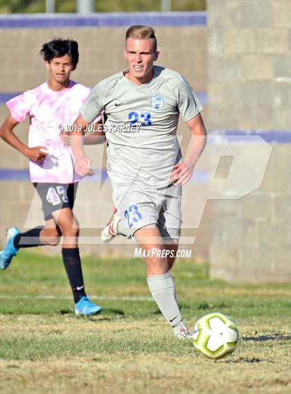 Thumbnail 3 in Durango vs Green Valley photogallery.