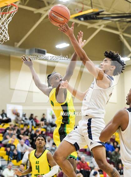 Thumbnail 2 in AZ Compass Prep vs Dream City Christian (Hoophall West Tournament) photogallery.