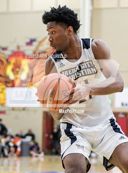 Thumbnail 3 in AZ Compass Prep vs Dream City Christian (Hoophall West Tournament) photogallery.