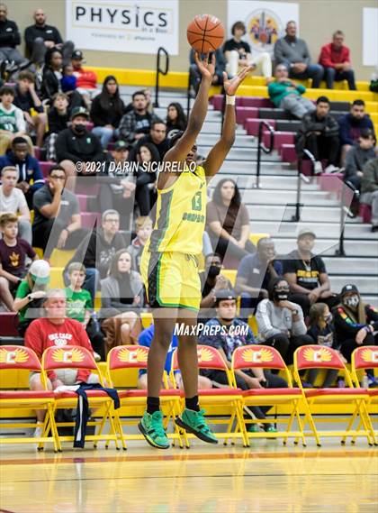 Thumbnail 3 in AZ Compass Prep vs Dream City Christian (Hoophall West Tournament) photogallery.
